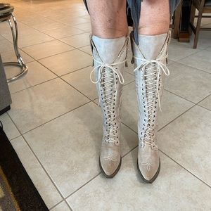 FREEBIRD Boots lace up